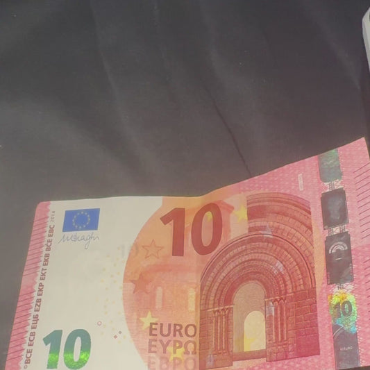 10 €